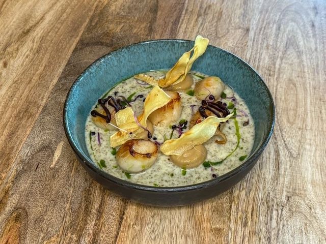 La girafe rouge St jacques beurre d'algues .jpg